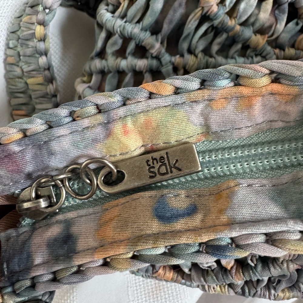 The Sak Gaia Crossbody in Crochet Single Shoulder Strap Verdant Multi - Picture 5 of 12